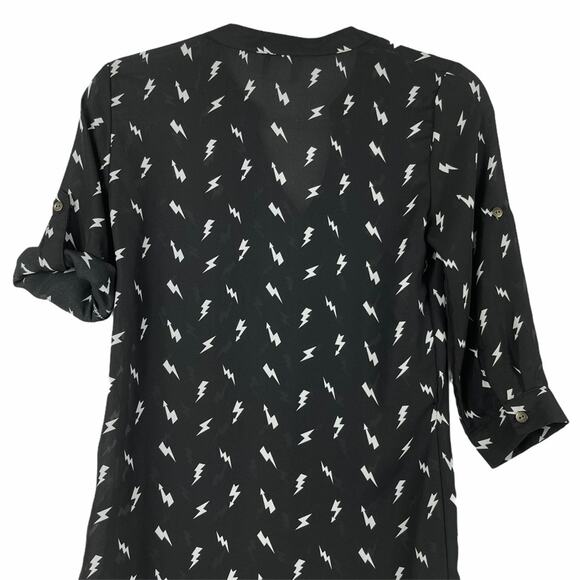 Bongo Black & White Lightning Bolt Print Sheer 3/4 Roll-Tab Sleeves Top - XS - Picture 8 of 12